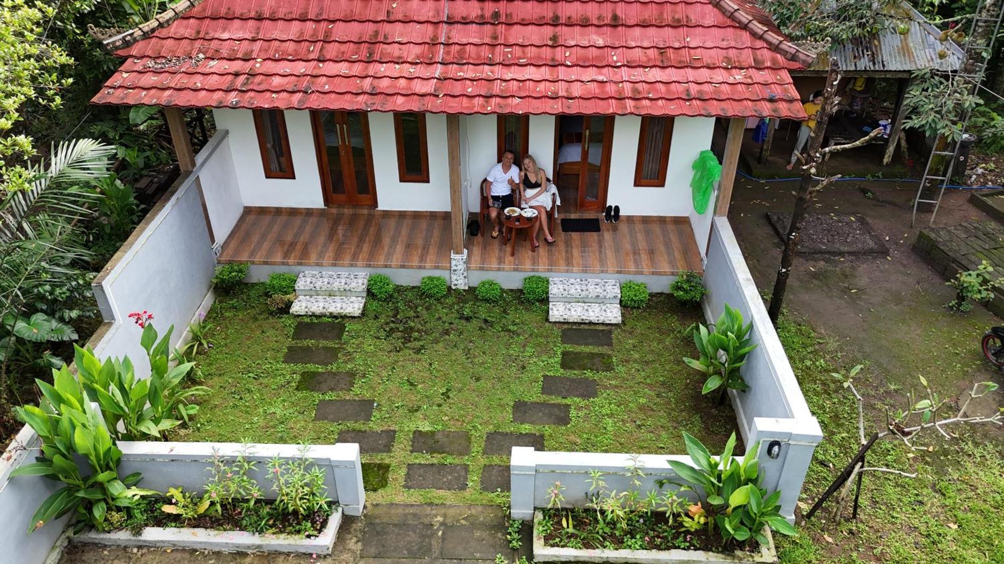 Jepun Homestay Lemukih Singaraja Zewnętrze zdjęcie